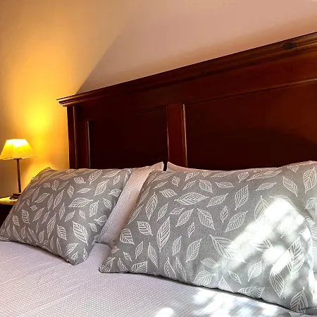 Apartament La Noguera - L'Amfitriona Rialp Buitenkant foto