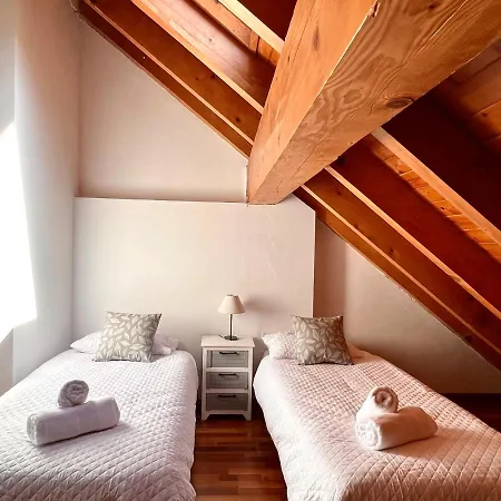 Apartament La Noguera - L'Amfitriona Rialp Buitenkant foto